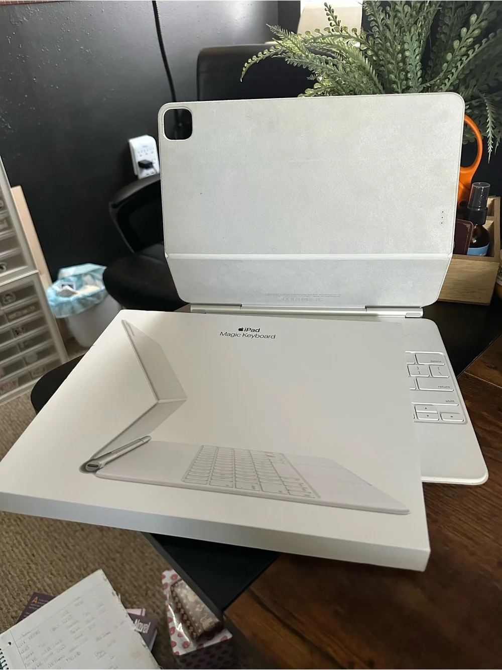 Apple White iPad Pro Magic Keyboard 12.9
